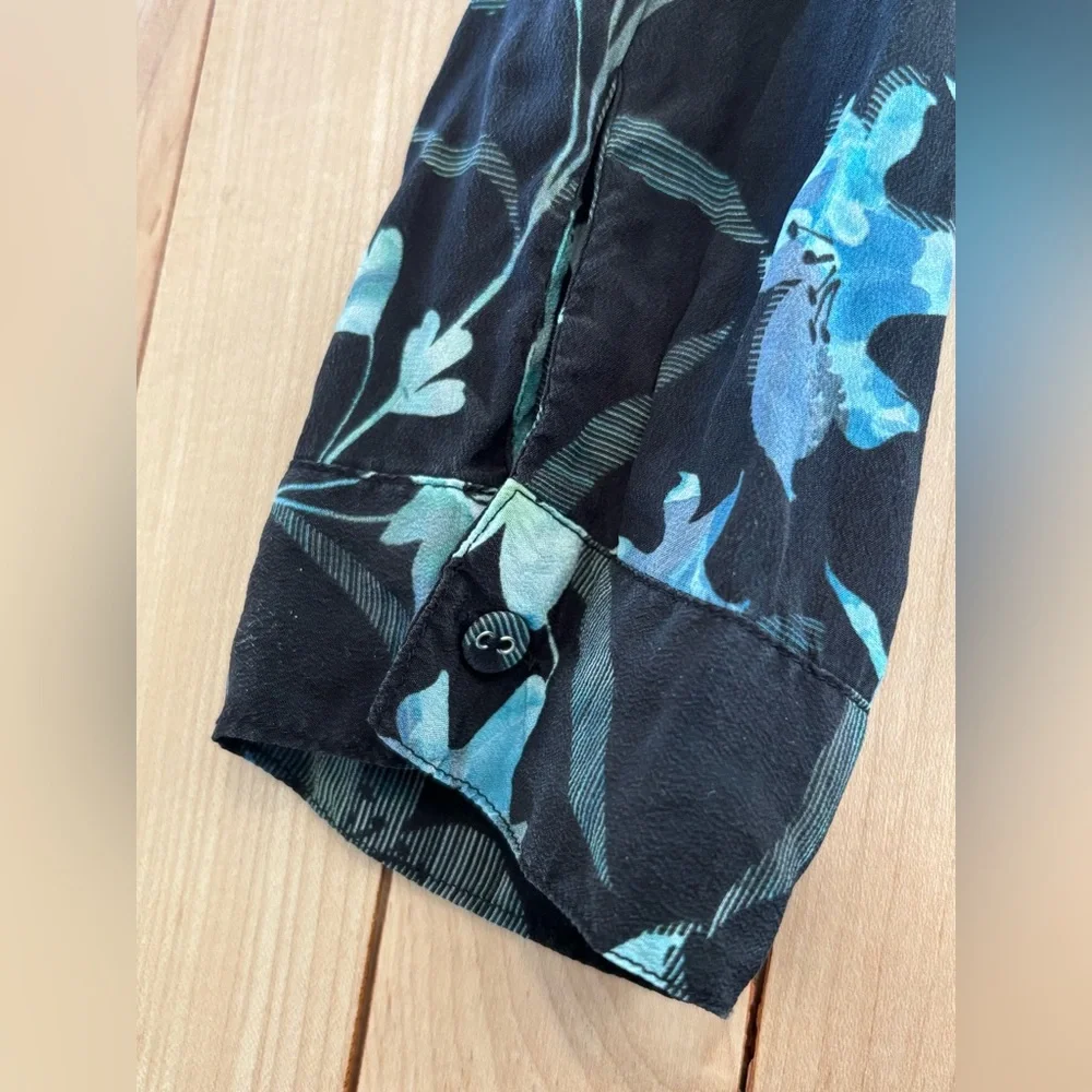 Johnny Was Biya Zabi Blouse Floral Print Silk Button Down Small - Picture 6 of 8